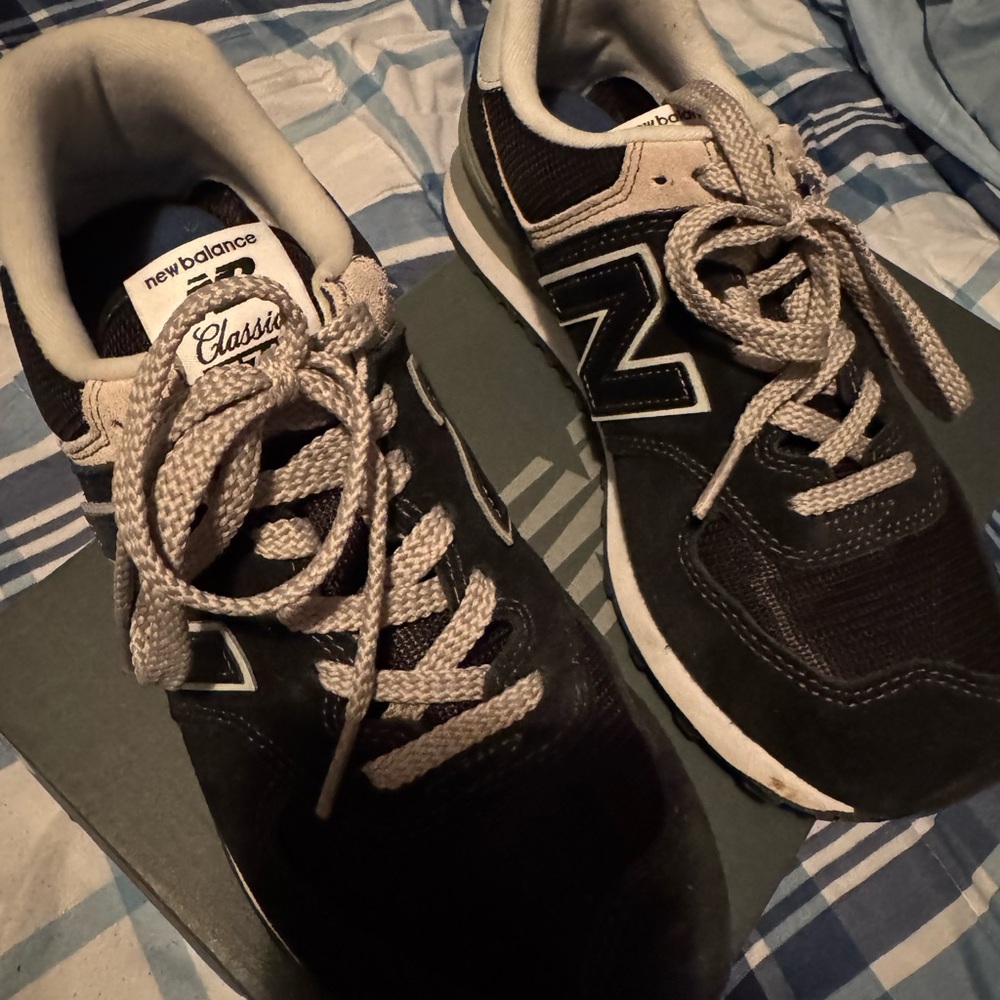 New Balance Black and White Athletic Shoes